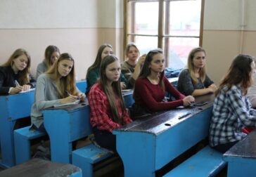 У Чернівцях студенти прослухали лекцію Валерія Іванова щодо стандартів журналістики